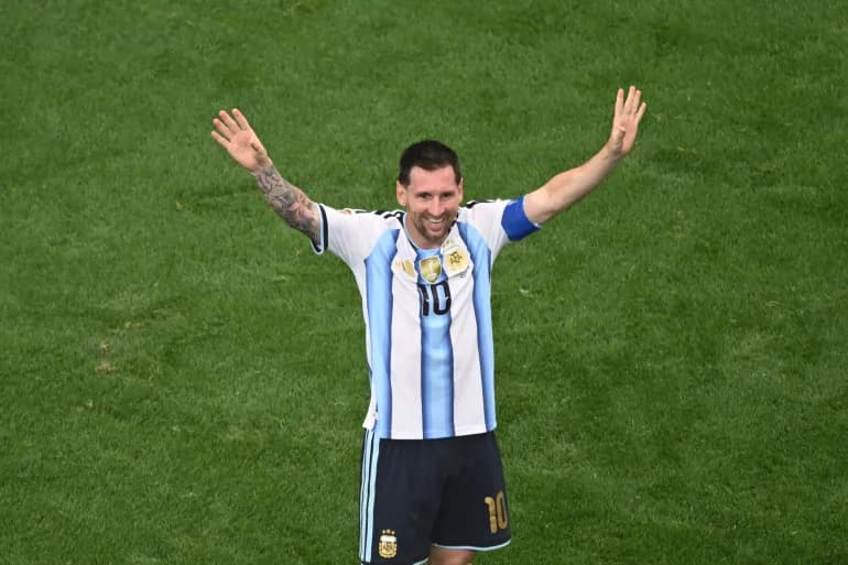 ميسي يتبرع بـ80 ألف يورو لمدريد