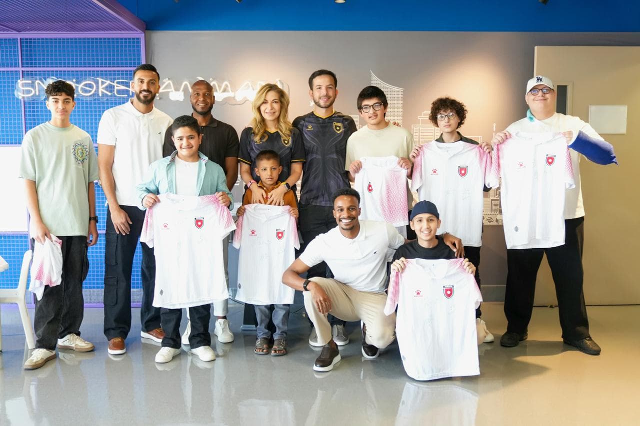 الأميرة غيداء تستقبل عددا من لاعبي المنتخب الوطني الأردني لكرة القدم في مركز الحسين للسرطان