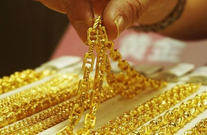 تفسير حلم ضياع الذهب في المنام.. خسارة أم بداية جديدة؟