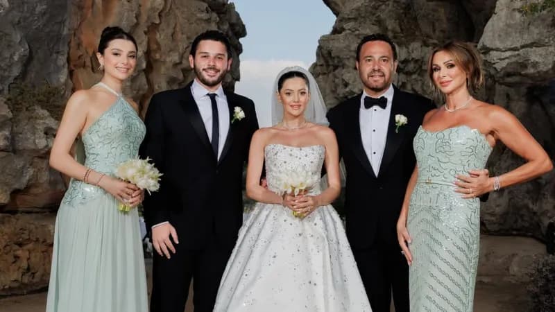 دانا الحلاني تخطف الأنظار في زفافها بفستان فاخر من توقيع إيلي صعب