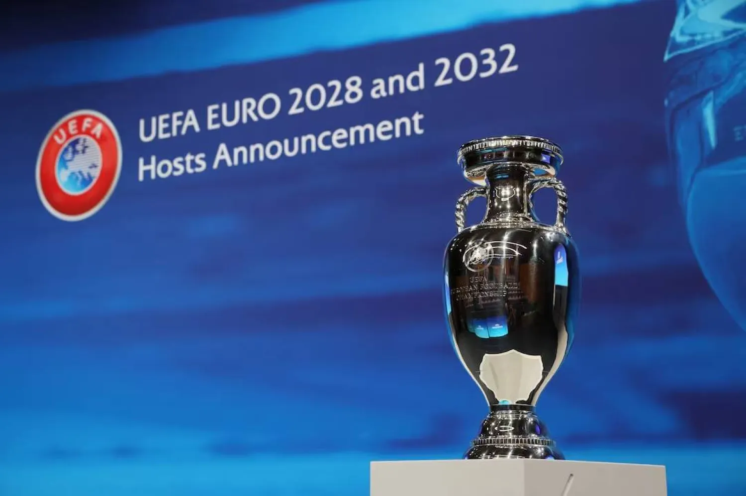 إيطاليا تقدم قائمة تضم 14 ملعبا مرشحا لاستضافة يورو 2032