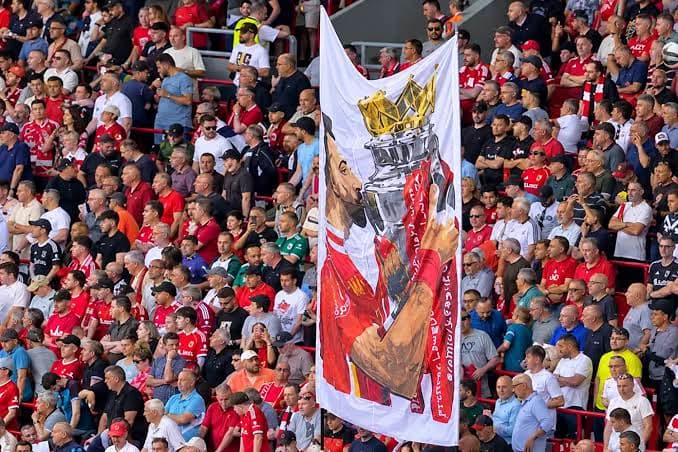 جماهير ليفربول تتحسر على رحيل محمد صلاح