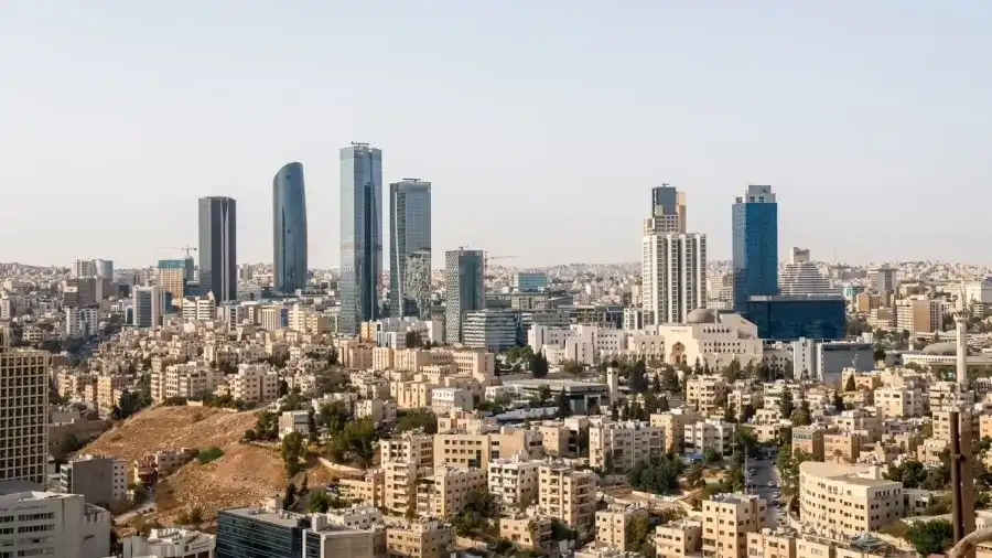 درجات الحرارة دون معدلاتها اليوم